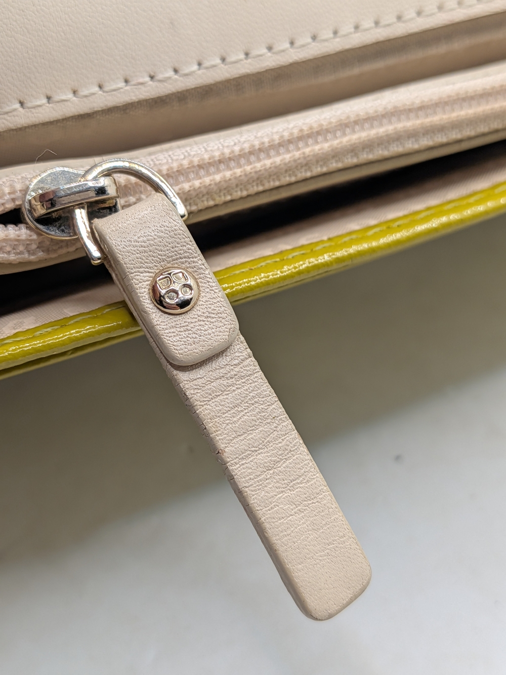 kate spade Storybook Olive Bow Clutch Wallet - Picture 8 of 10